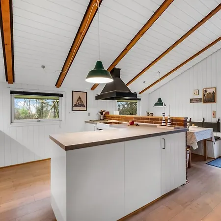 Veera - From The Sea By Interhome